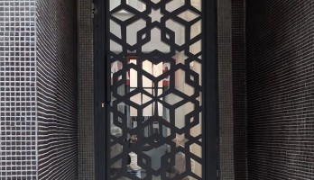 Camlı Bina Giriş Kapısı Lazer Kesim Ferforje