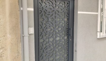 thumb Lazer Kesim Metal Ferforje Camlı Apartman Giriş Kapısı