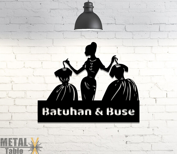 Özel Tasarım Kadın Giyim Metal Tablo