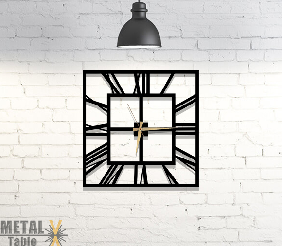 Kare Şeklinde Roma Rakamlı Metal Duvar Saati