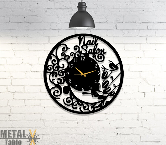 Manikür Salonuna Özel Tasarım Metal Duvar Saati