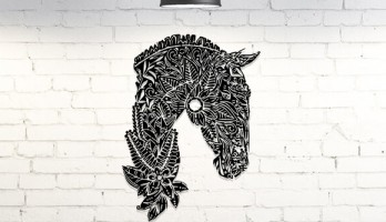 Desenli At Kafası Lazer Kesim Metal Tablo