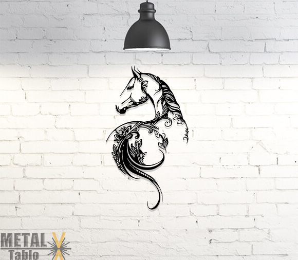 Çiçekli At Lazer Kesim Metal Tablo